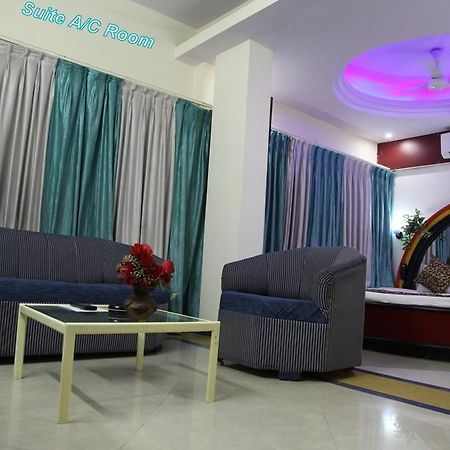 Hotel Aditya Rádzskot Kültér fotó