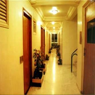 Hotel Aditya Rádzskot Kültér fotó