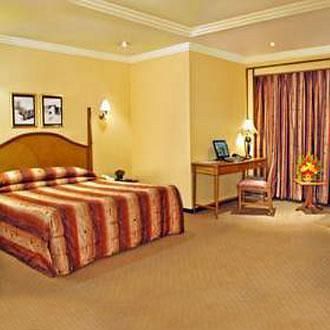 Hotel Aditya Rádzskot Kültér fotó